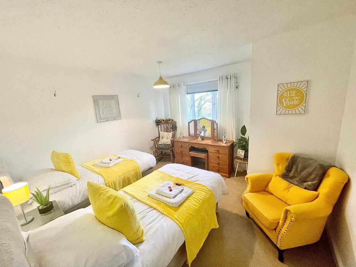 Penderi House Usk With Cymru Holidays Exterior foto