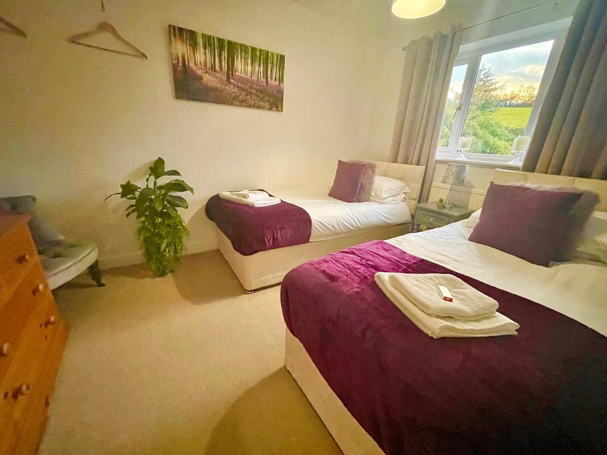 Penderi House Usk With Cymru Holidays Exterior foto